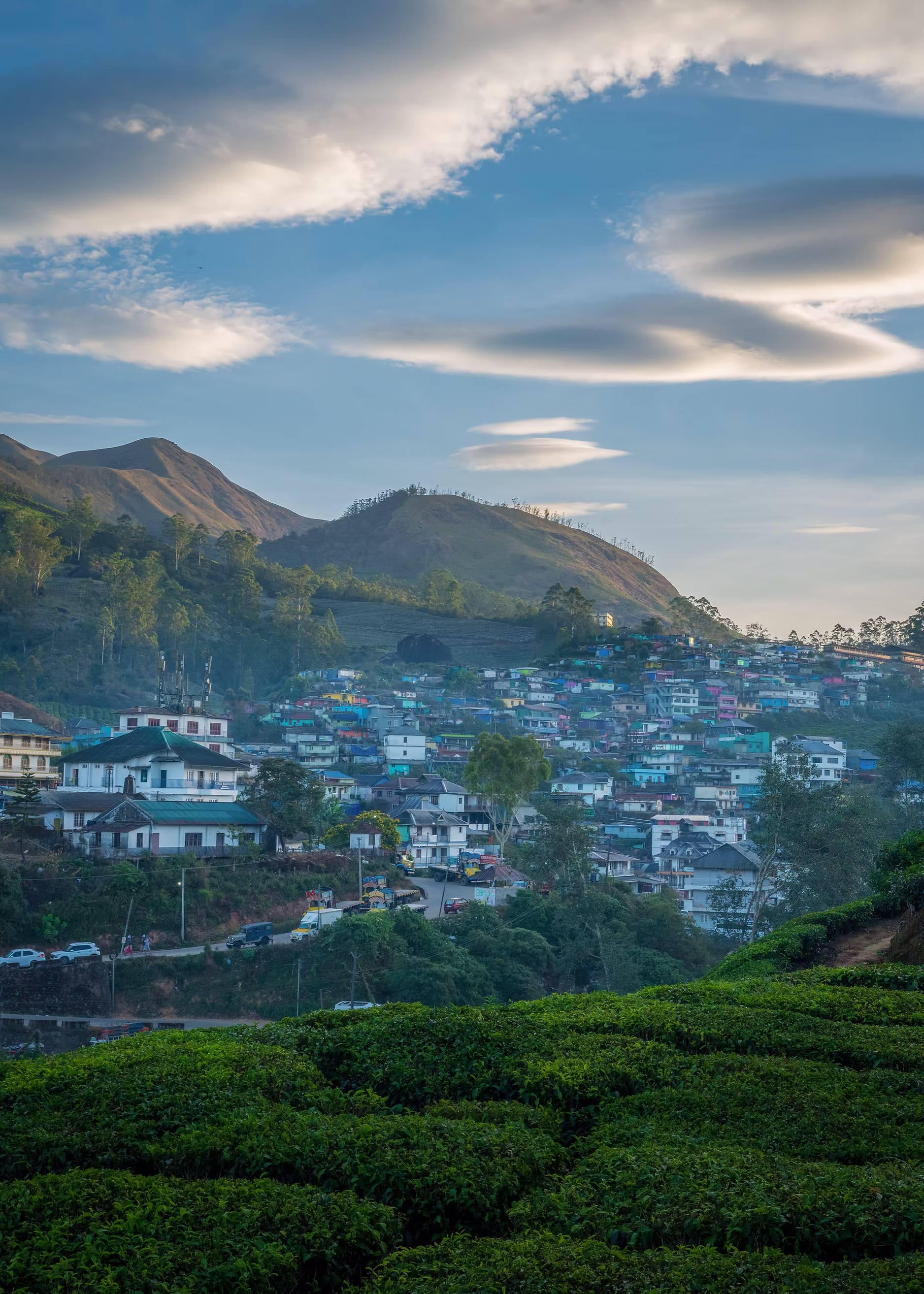 Munnar town and mountain landscape